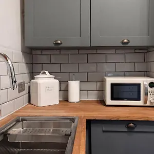 Beautiful Georgian New Town 2 Bed Apartment Edinburgh